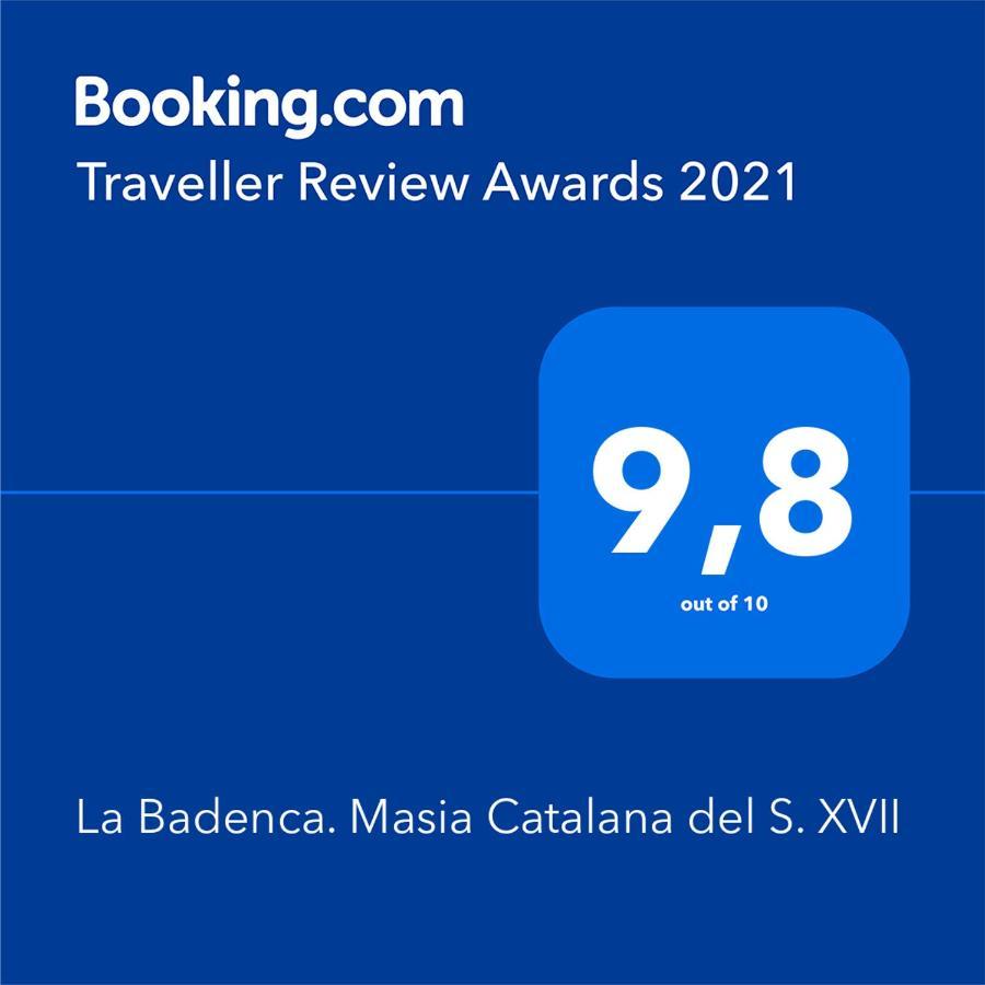 La Badenca. Masia Catalana Del S. XVII Riudaura Exteriör bild